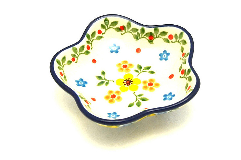 Ceramika Artystyczna Polish Pottery Dish - Small Petal Bowl - Buttercup G80-2225a (Ceramika Artystyczna)