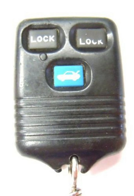 Mazda keyless remote key fob OEM 1998 1999 2000 2001 2002 626 GD7D