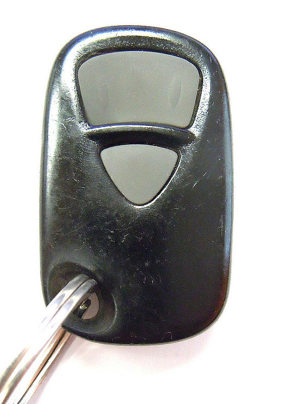keyless remote Suzuki entry key fob opener transmitter replacement  XL7 OEM phob