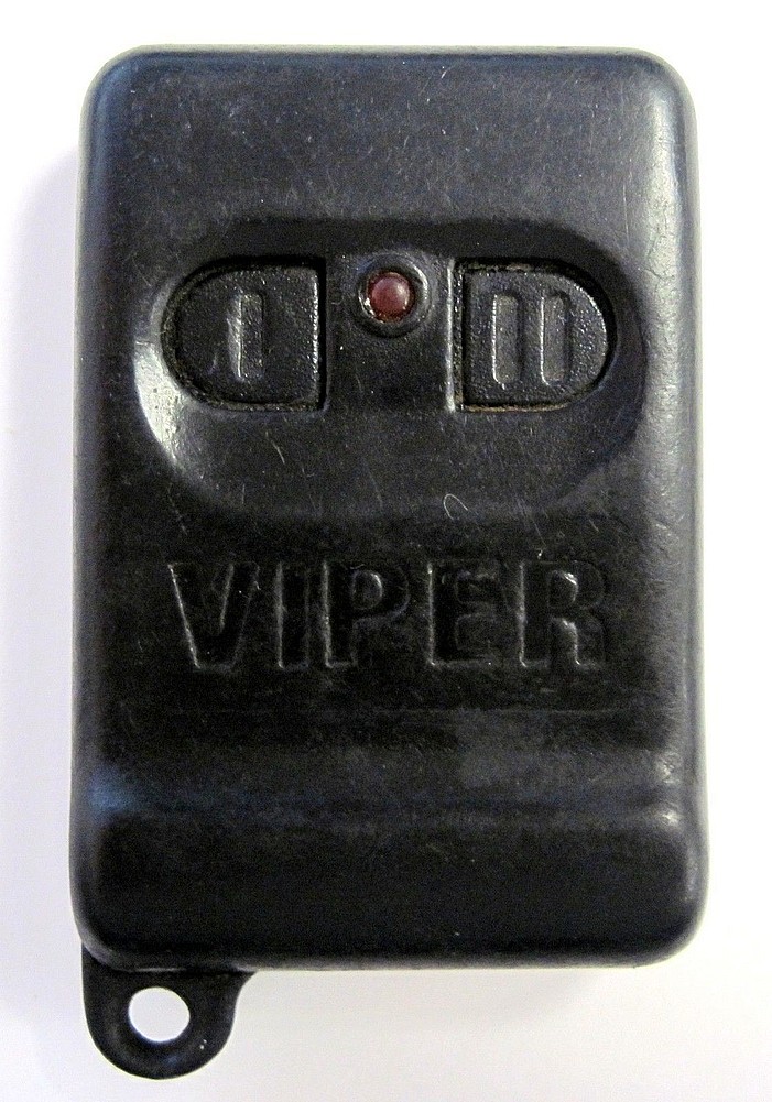 FCC ID EZSDEI483 keyless remote control Directed electronics DEI Viper