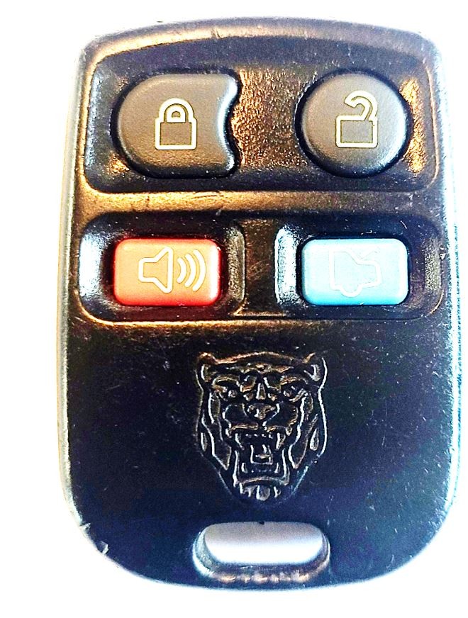 Jaguar XKR XK8 XJ8 key fob keyless remote 2006 2005 2004 2003 2002 2001 LJE2610 car entry