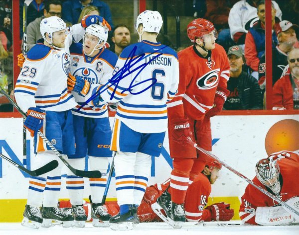Mark Messier Edmonton Oilers Autographed On The Bench 8x10 Photo