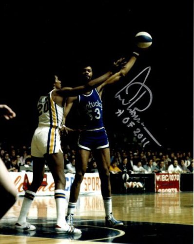 Autographed Signed Artis Gilmore 8x10 Kentucky Colonels Photo