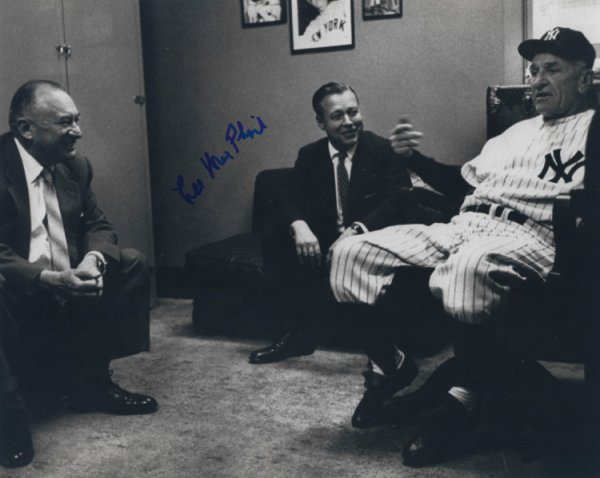 Autographed Signed Lee Machpail HOF'r 8X10 New York Yankees Photo - Autographs