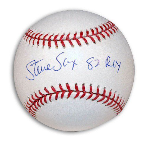 Steve Sax autographed baseball card (New York Yankees) 1989 Topps #111T  Traded Set