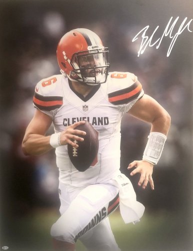 Nick Chubb Signed Cleveland Browns 35x43 Framed Color Rush Jersey (Beckett  Holo)