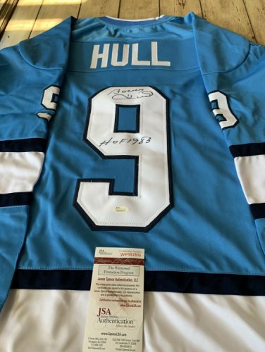 Bobby Hull | Autographed Hockey Memorabilia & NHL Merchandise
