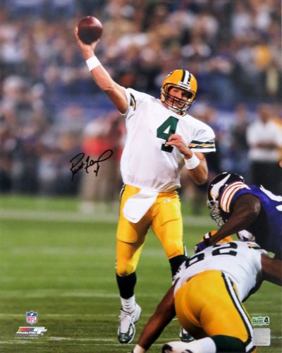 Brett Favre Autographed Signed Green Bay Packers Passing Action 16x20 Photo