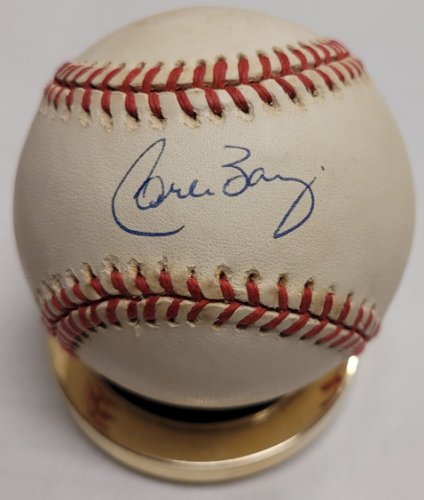 Carlos Baerga autographed baseball card (New York Mets) 1997 Topps Gallery  #113