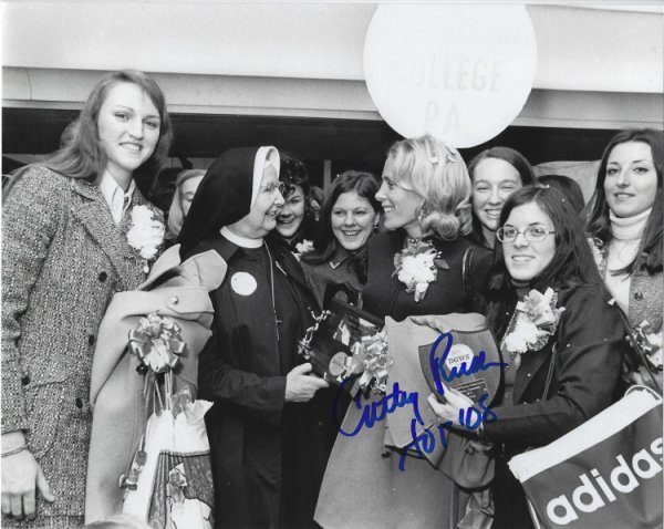 Cathy Rush Autographed Signed 8X10 Immaculata Photo - Autographs
