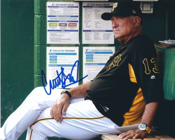 Clint Hurdle Autographed Signed 8X10 Kansas City Royals Photo - Autographs