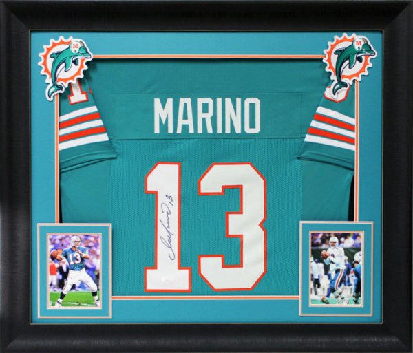 Dan Marino | Autographed Football Memorabilia & NFL Merchandise