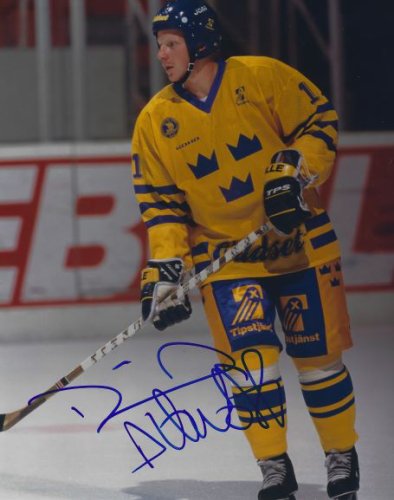 Daniel Alfredsson Autographed Memorabilia  Signed Photo, Jersey,  Collectibles & Merchandise