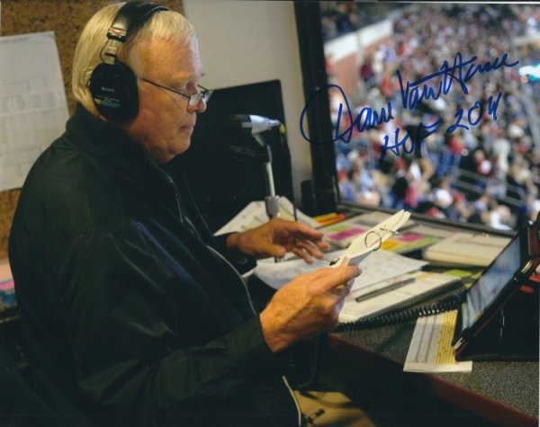 Dave Van Horne Autographed Signed 8X10 Broadcaster Photo - Autographs
