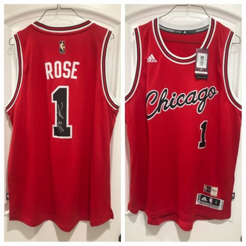 derrick rose autographed jersey