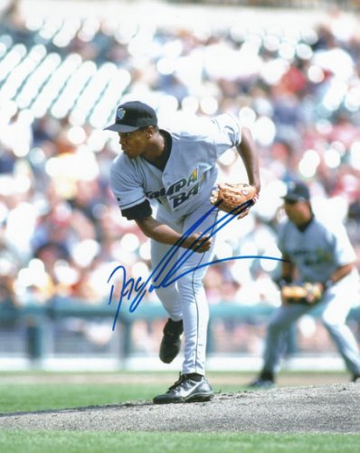 B.J. Upton Autographed Signed B.J. Upton 8X10 Tampa Bay Rays Photo. -  Autographs