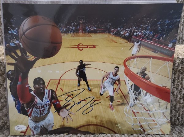 2015-16 Dwight Howard Game-Worn, Signed Houston Rockets Jersey (Playoffs  vs. Warriors Game 2) - JSA - Memorabilia Expert