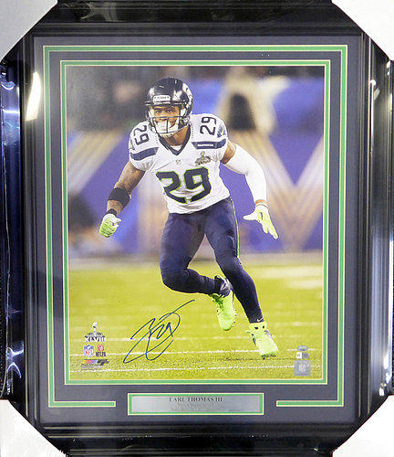 earl thomas autographed jersey