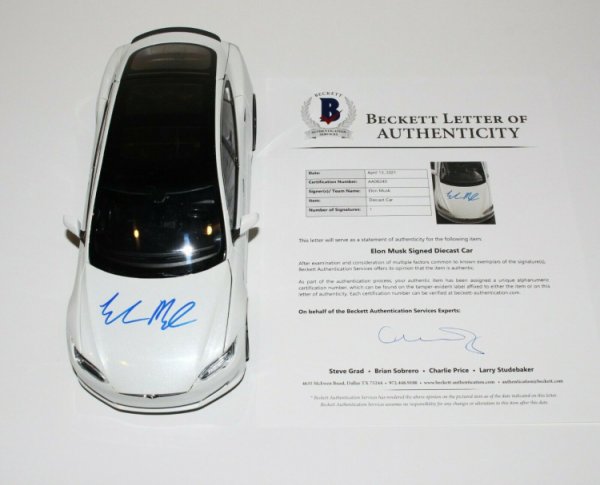 Elon Musk Autographed Signed Tesla Spacex Founder Diecast 1:18 Scale Model S Car Beckett COA