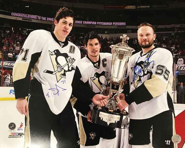 Evgeni Malkin and Sergei Gonchar Autographed Signed Memorabilia with Sidney Crosby Holding Prince of Wales Trophy 16x20 Photo - Certified Authentic