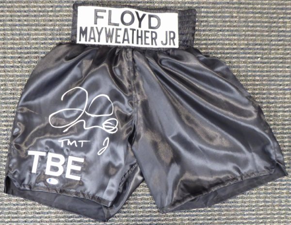 Floyd Mayweather Jr. Autographed Signed . Black Boxing Trunks Tmt Beckett Beckett #159667