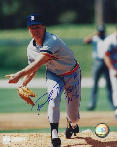 Autographed FRANK TANANA 8X10 New York Mets photo