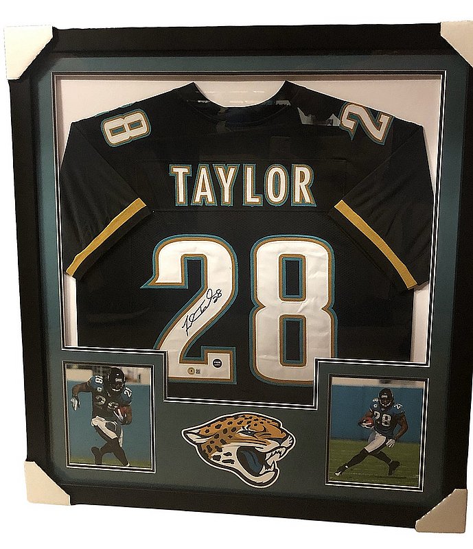 Fred Taylor Autographed/Signed Jersey Beckett COA Florida Gators