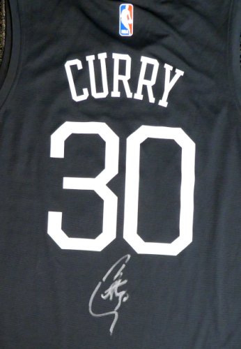 Stephen Curry Autographed Memorabilia Signed Photo Jersey Collectibles Merchandise