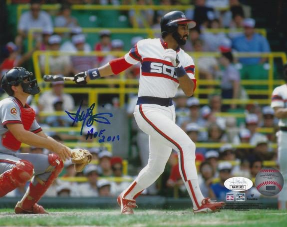 Autographed 1981 Fleer Harold Baines White Sox Rookie Card #347 Beckett  Slabbed
