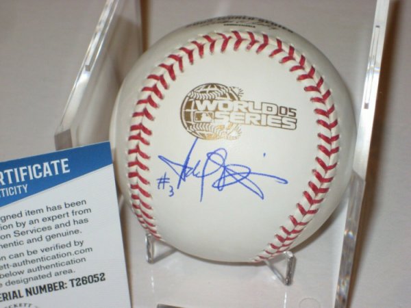 Harold Baines Chicago White Sox Autographed Signed Official Hall of Fame Baseball with HOF 19 Beckett COA 