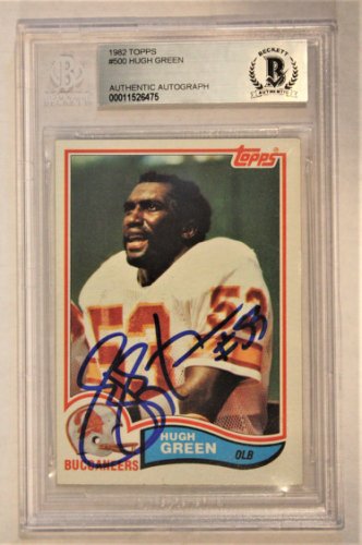 Hugh Green Autographed Signed 1982 Topps Tampa Bay Buccaneers Rookie #500 Beckett Beckett Slabbed Card - Autographs