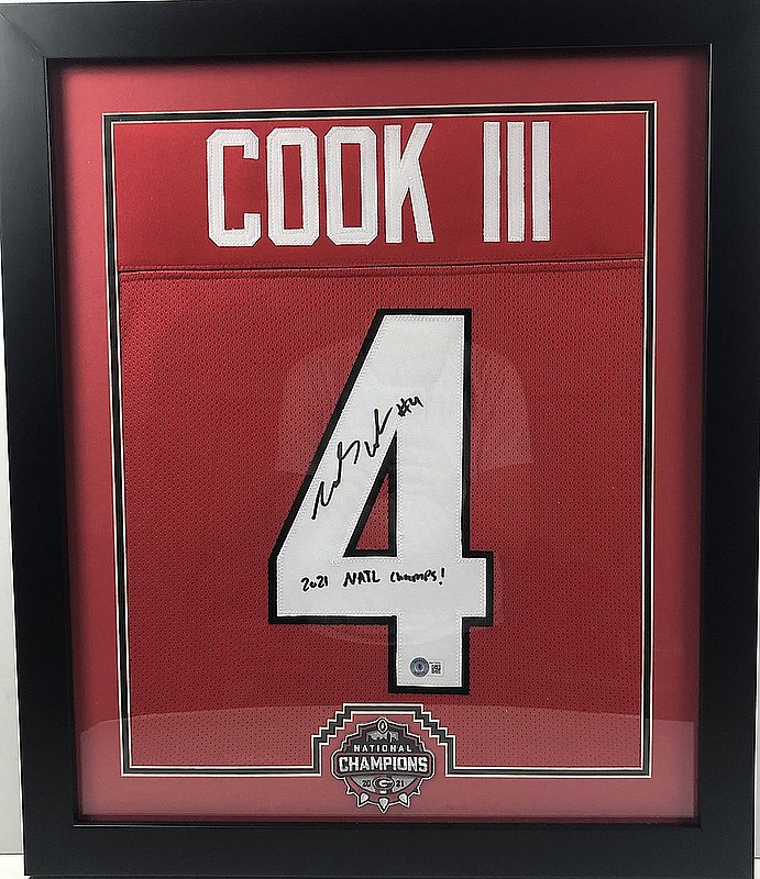 James Cook Autographed Signed Georgia Bulldogs Economy 2021 National Champions Red #4 Jersey Frame - Beckett QR Authentic