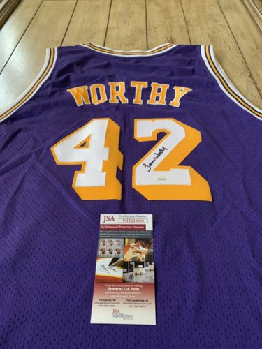james worthy autographed jersey