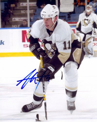 Jordan Staal Autographed Signed 8X10 Pittsburgh Penguins Photo - Main Line Autographs