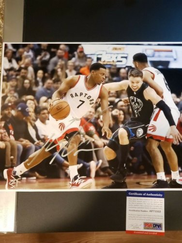 Kyle Lowry Autographed Memorabilia Signed Photo Jersey