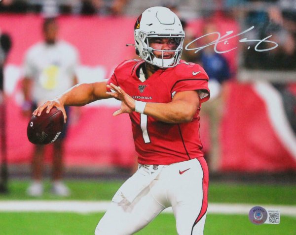 Kyler Murray Autographed Signed Cardinals Close Up Passing 8X10 Photo- Beckett W White