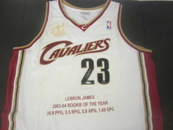 Lebron James Autographed Signed Cavaliers Rookie Of The Year 2003-04 Jersey 92/123 UDA COA