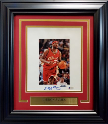 Lebron James Autographed Signed Framed 8X10 Photo Cleveland Cavaliers Auto Grade Gem Mint 10 Beckett Beckett