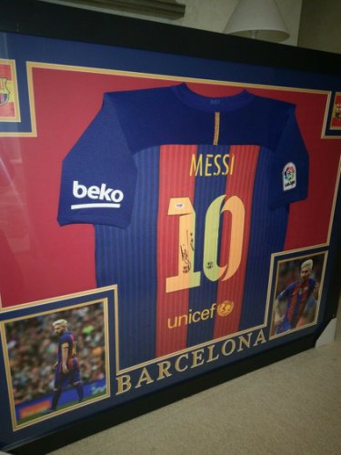 Framed Lionel Messi Signed Barcelona Jersey - Beckett Certified Authentic