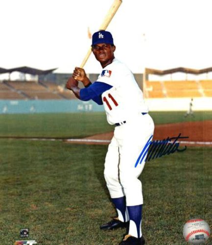 Manny Mota - Autographed Signed Photograph