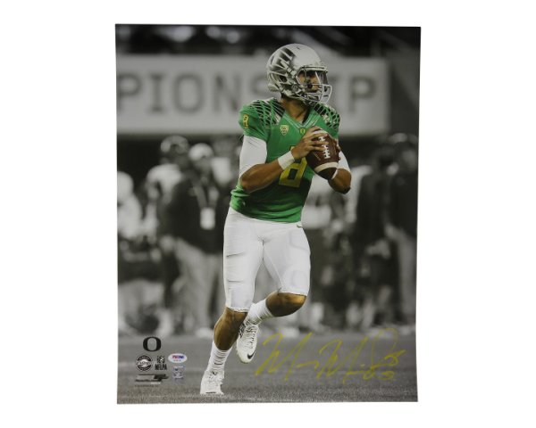 Autographed Marcus Mariota Jersey - #8 Green Nike Limited Jsa