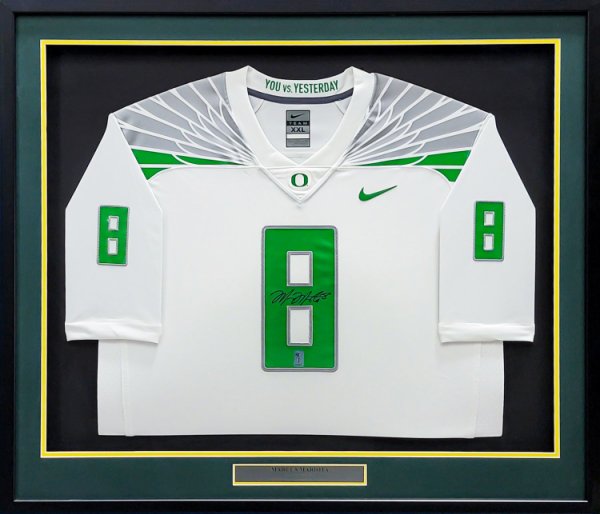 Marcus Mariota Autographed Signed Oregon Ducks Framed White Nike Jersey Mm Holo #89826
