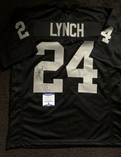 marshawn lynch autographed jersey