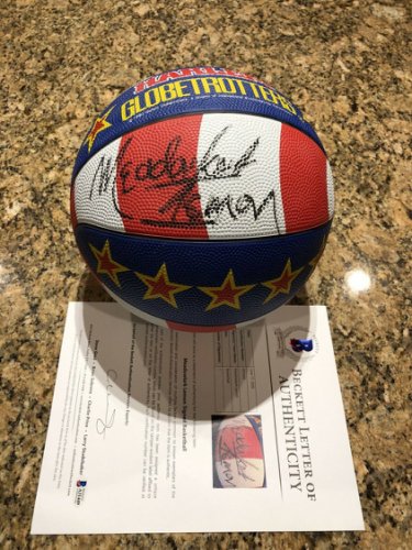 meadowlark lemon signed basketball