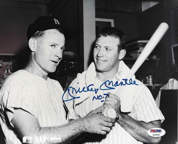 Mickey Manlte Autographed Signed New York Yankees 8X10 Photo PSA/DNA Authenticated Autograph Graded 10