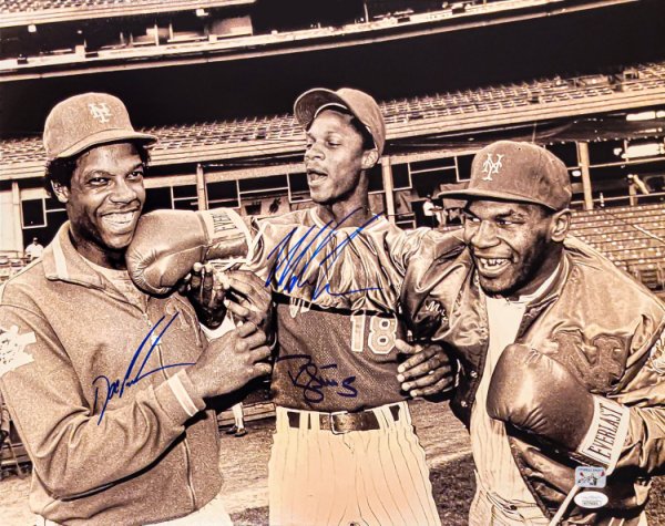 Darryl Strawberry Autographed New York Custom Baseball Jersey