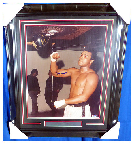 Muhammad Ali Autographed Signed Framed 16X20 Photo PSA/DNA