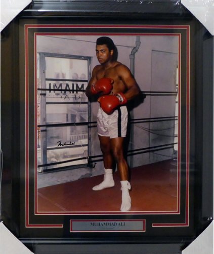 Muhammad Ali Autographed Signed Memorabilia Framed 16x20 Photo - PSA/DNA Authentic