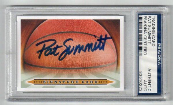 pat summitt autographed basketball