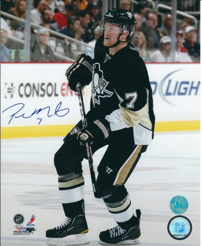 Paul Martin Autographed Signed 8X10 Pittsburgh Penguins Photo - Main Line Autographs